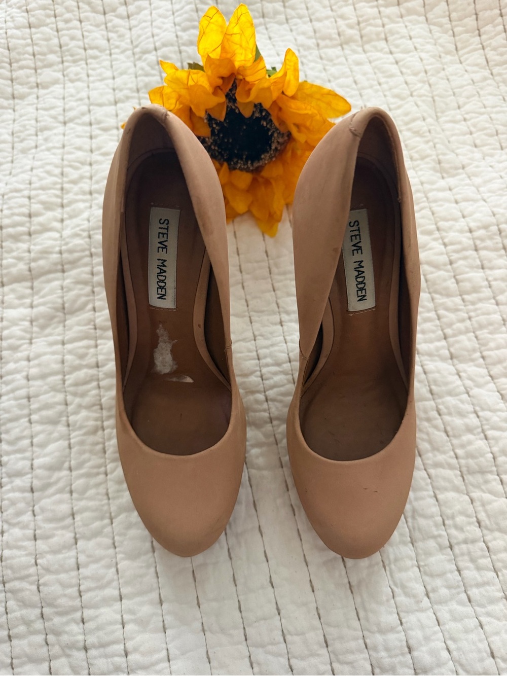 Steve Madden Blush Beige Round-Toe Pumps